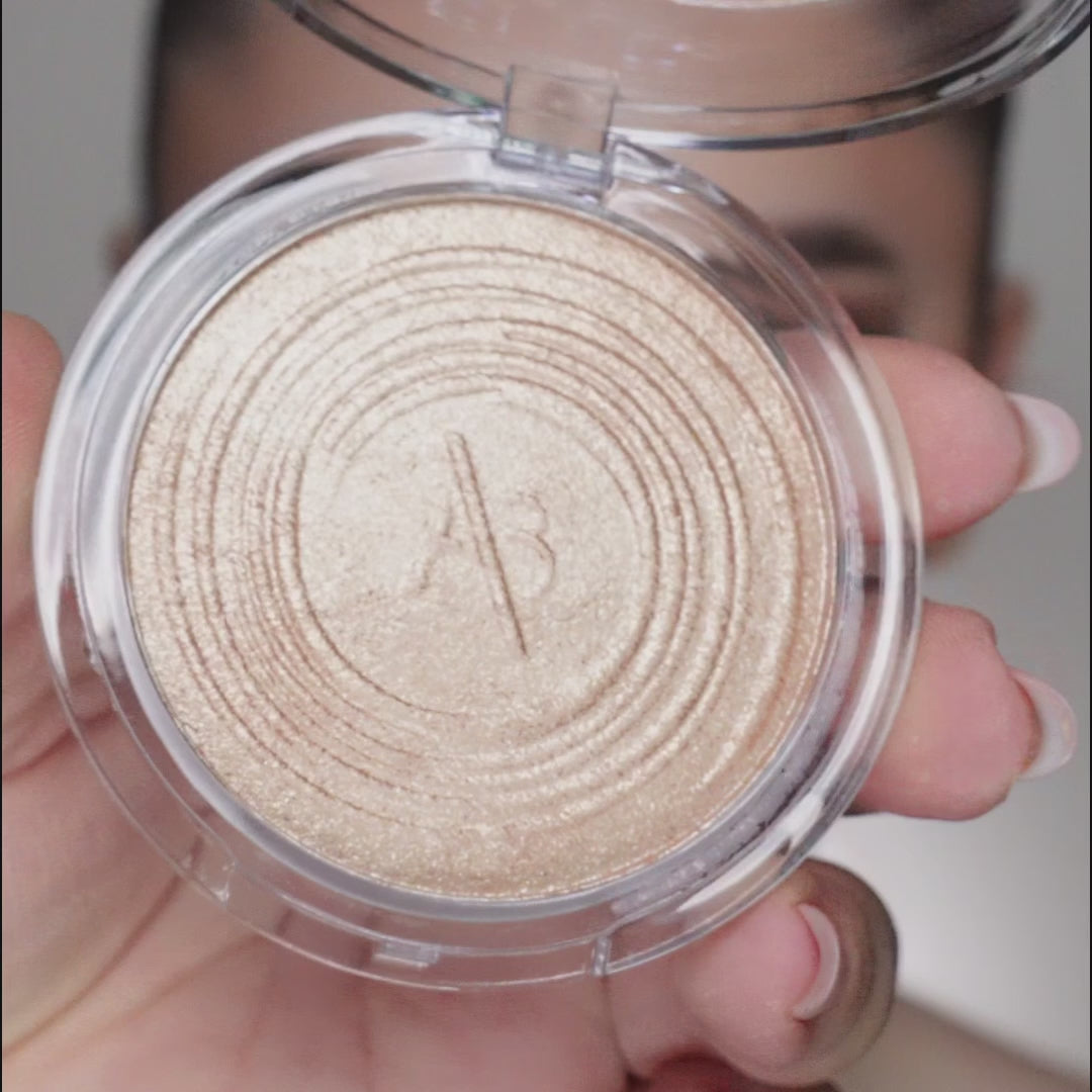 YOU GLOW GIRL - divine highlighter